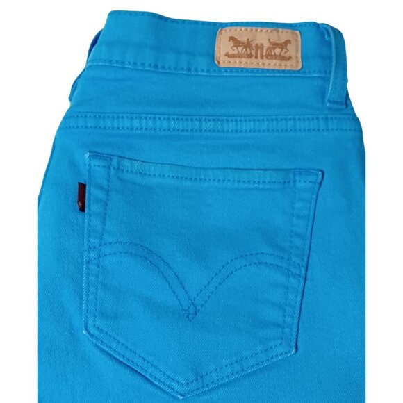 Levis Womens Perfectly Shaping 512 Straight Jeans Light Blue Denim 31x32 - Picture 6 of 8